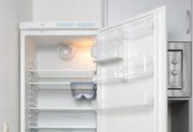 5 Tips for Cleaning Your Refrigerator Quickly